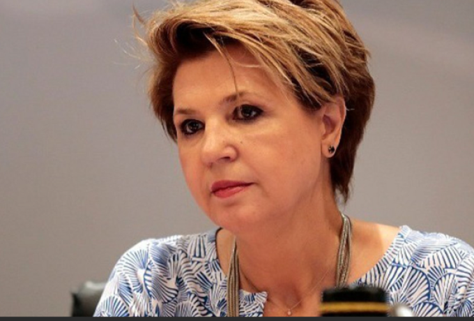 «Πρέπει να κάνουμε τα πάντα για να μην κερδίσει ο κ. Κασσελάκης», δήλωσε η βουλεύτρια